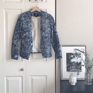 Blue pattern blazer